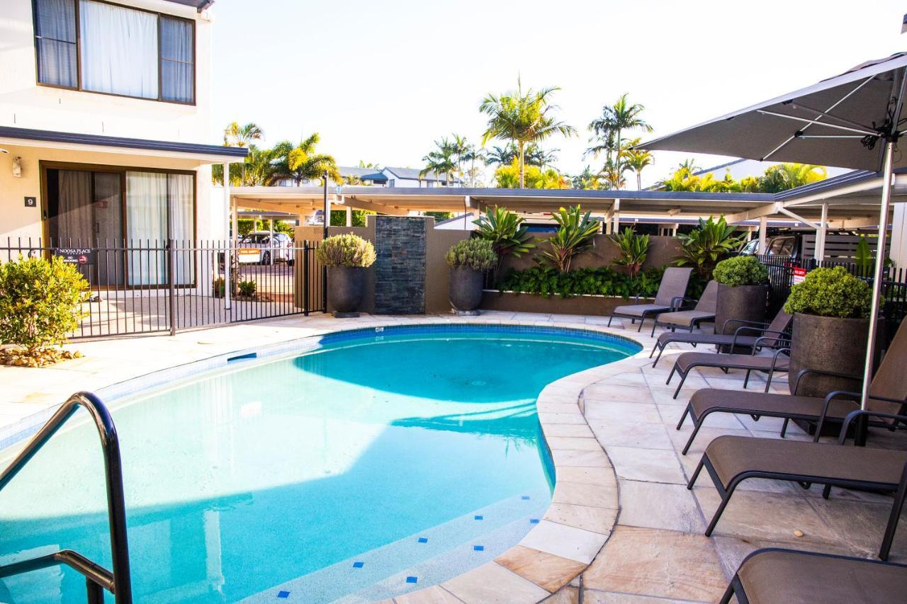 נוסוויל 2 Bedroom Renovated Townhouse, Walk To Noosa River מראה חיצוני תמונה